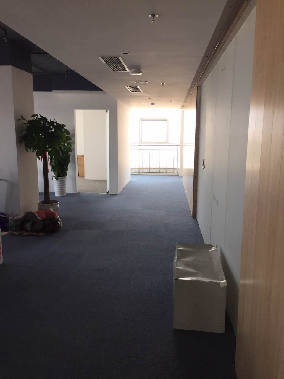 波涛装饰公司办公室4.jpg